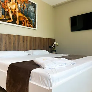 Jata Crown Hotel Tirana